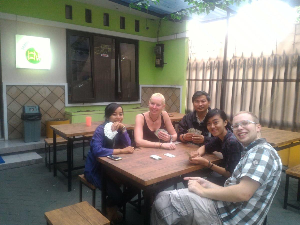 Pondok Backpacker Malang Buitenkant foto
