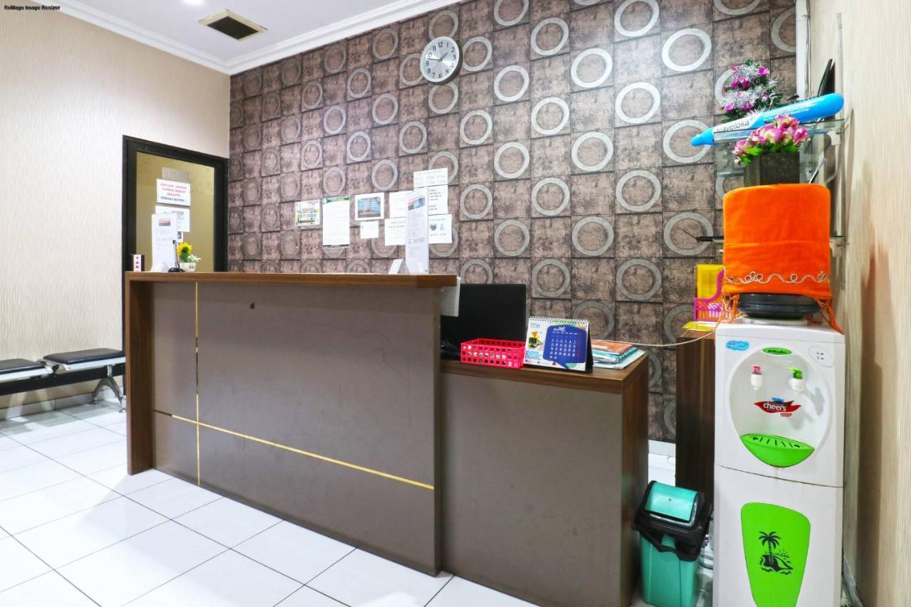 Pondok Backpacker Malang Buitenkant foto